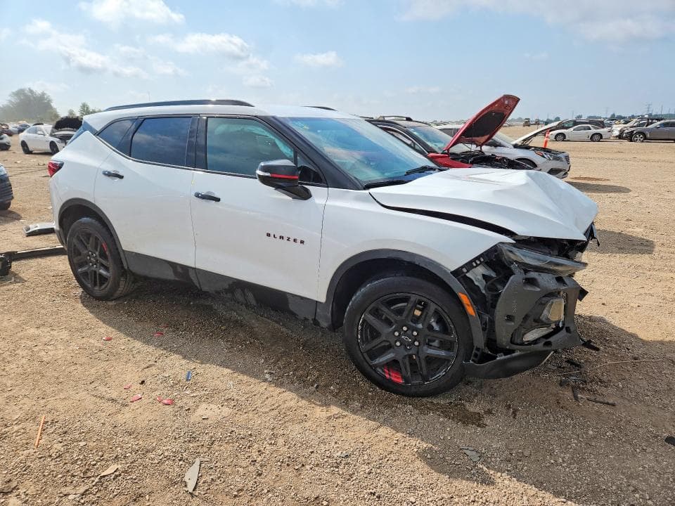 2021 CHEVROLET BLAZER 2LT 4