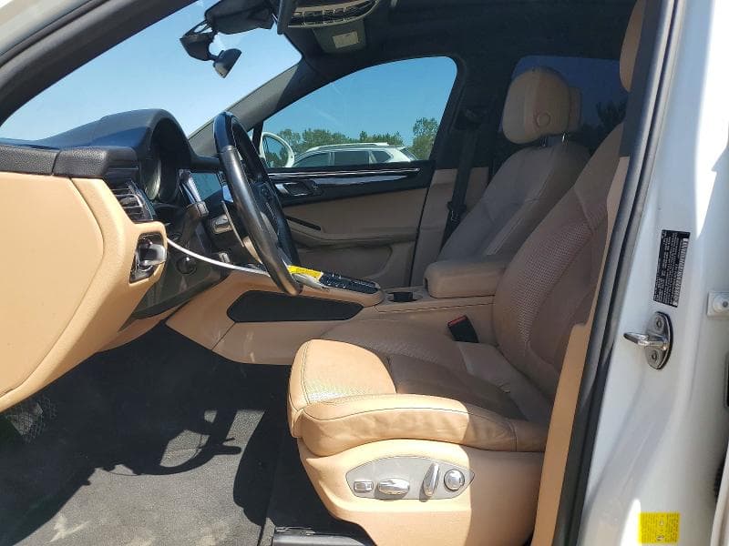 2021 PORSCHE MACAN 7