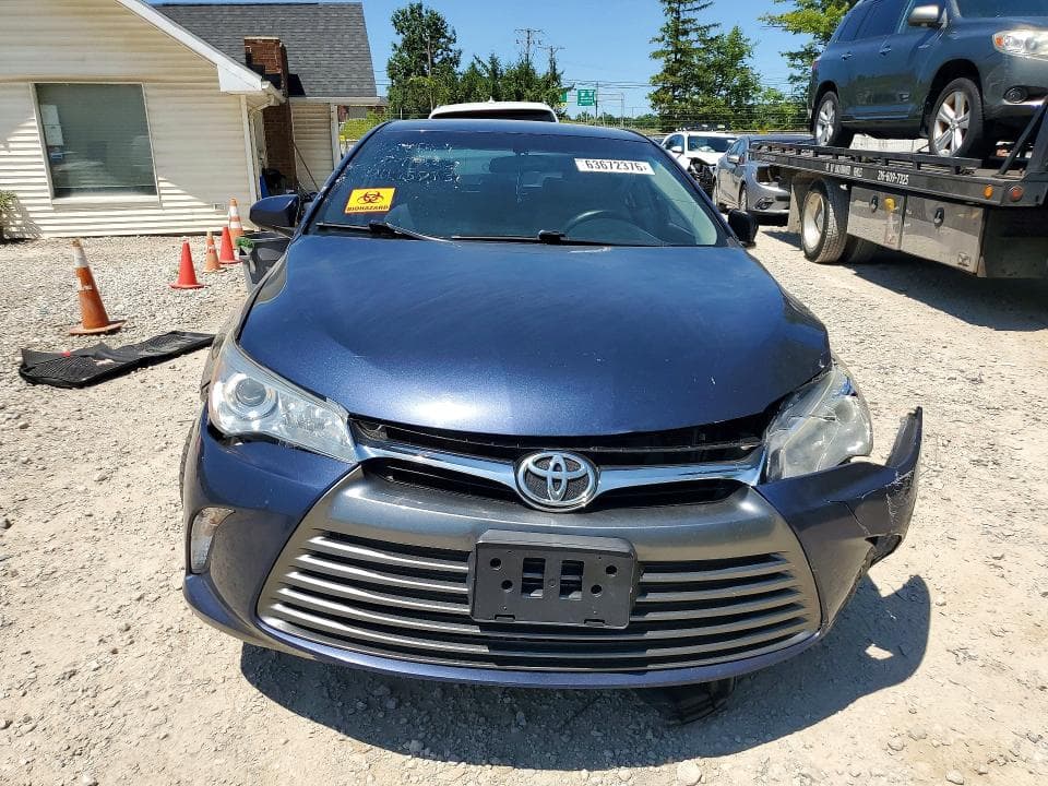 2017 TOYOTA CAMRY LE 5