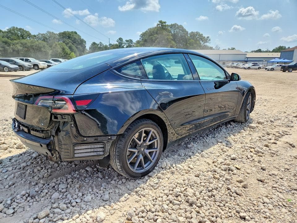 2022 TESLA MODEL 3 3