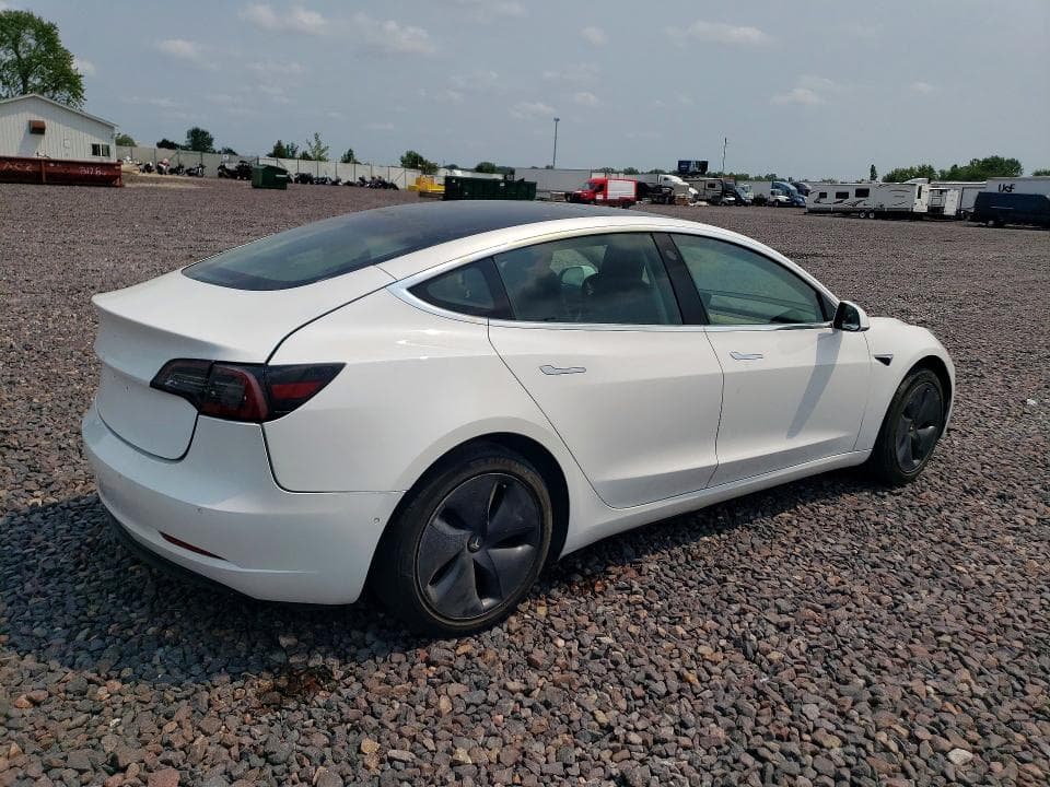 2019 TESLA MODEL 3 3