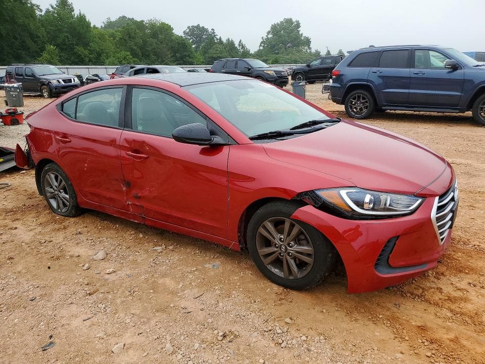 2017 HYUNDAI ELANTRA SE 4