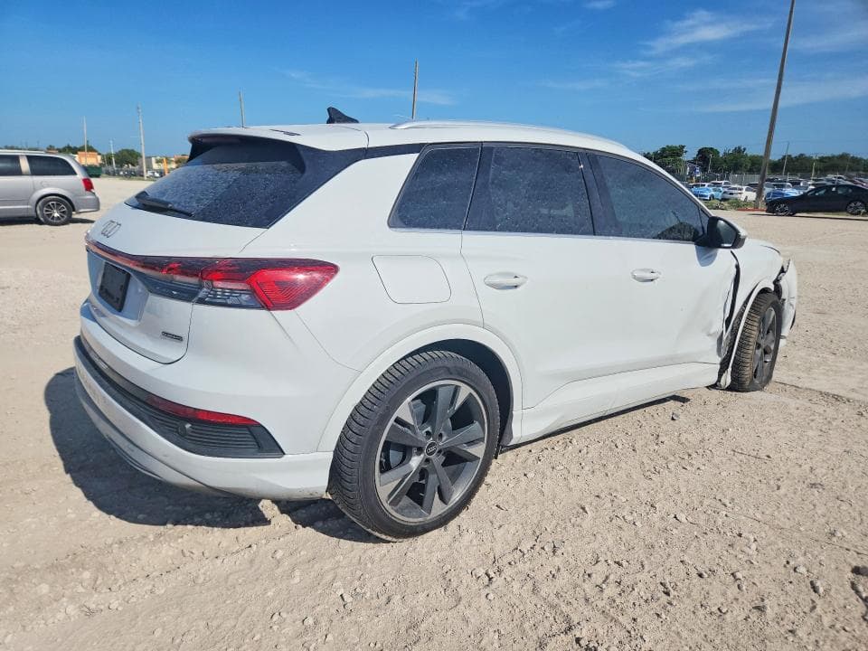 2022 AUDI Q4 E-TRON PREMIUM PLUS 3