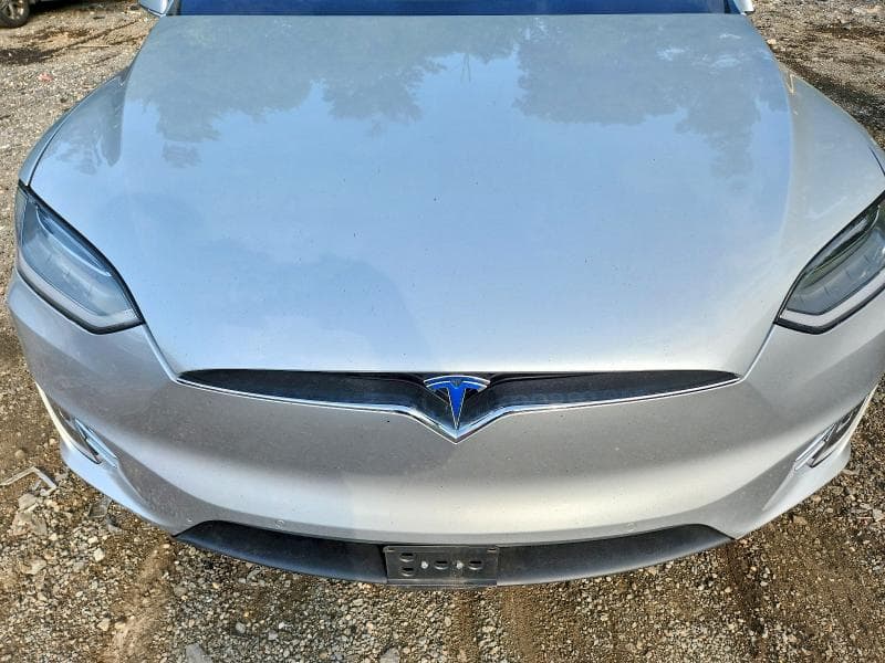 2018 TESLA MODEL X 12