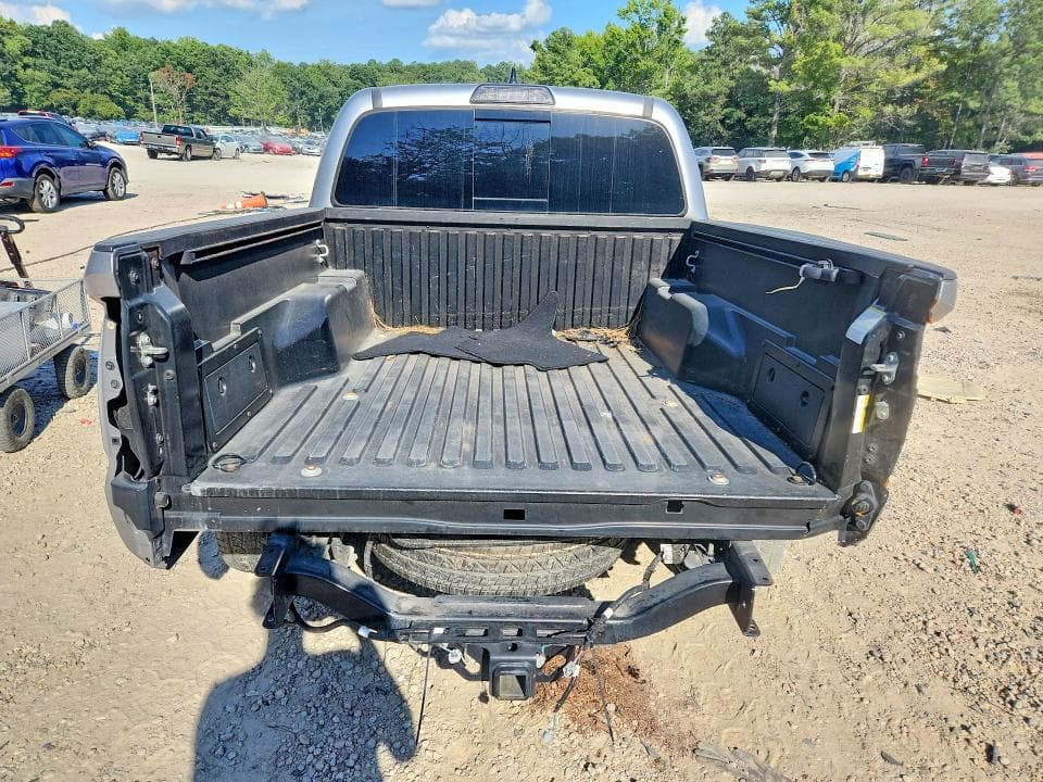 2018 TOYOTA TACOMA SR5 V6 6