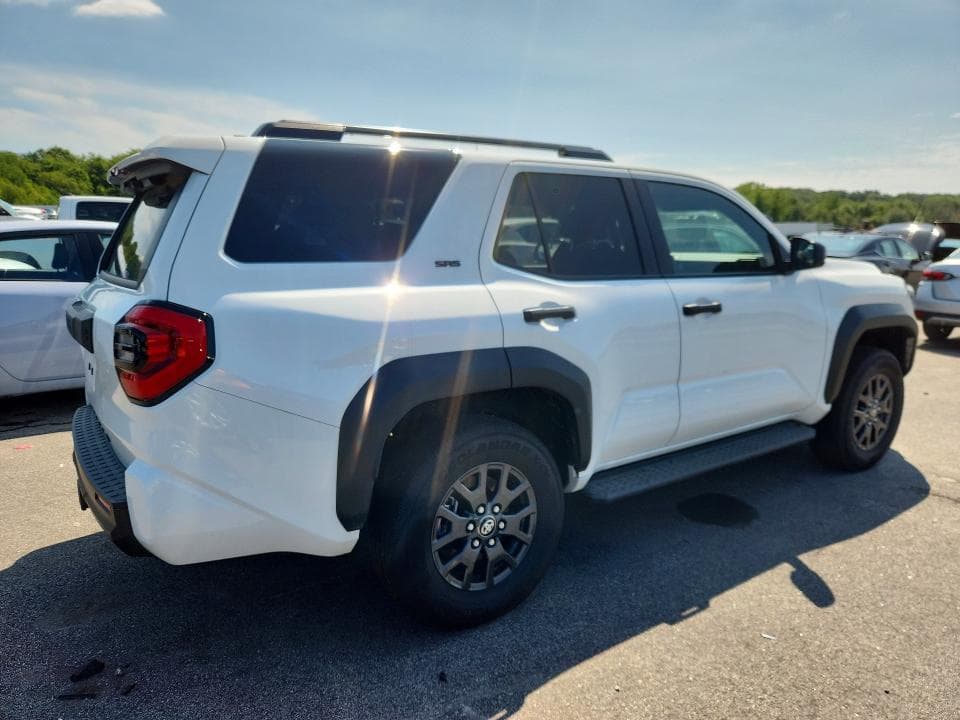 2026 TOYOTA 4RUNNER SR5 3
