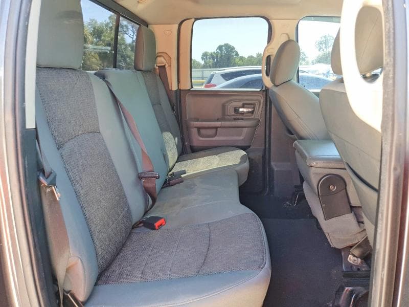 2017 RAM 1500 SLT 10