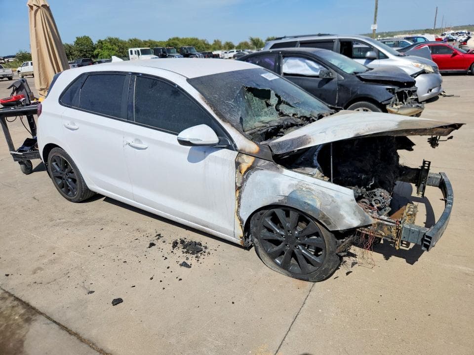 2018 HYUNDAI ELANTRA GT BASE 4