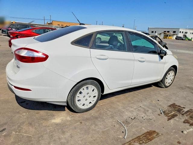 2017 FORD FIESTA S 3