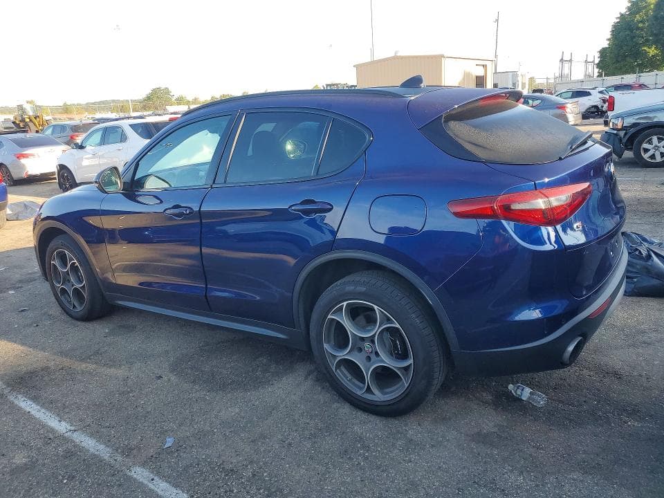 2018 ALFA ROMEO STELVIO SPORT 2