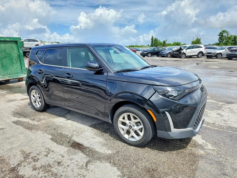 2023 KIA SOUL S 4