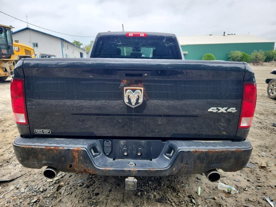 2017 RAM 1500 ST 6