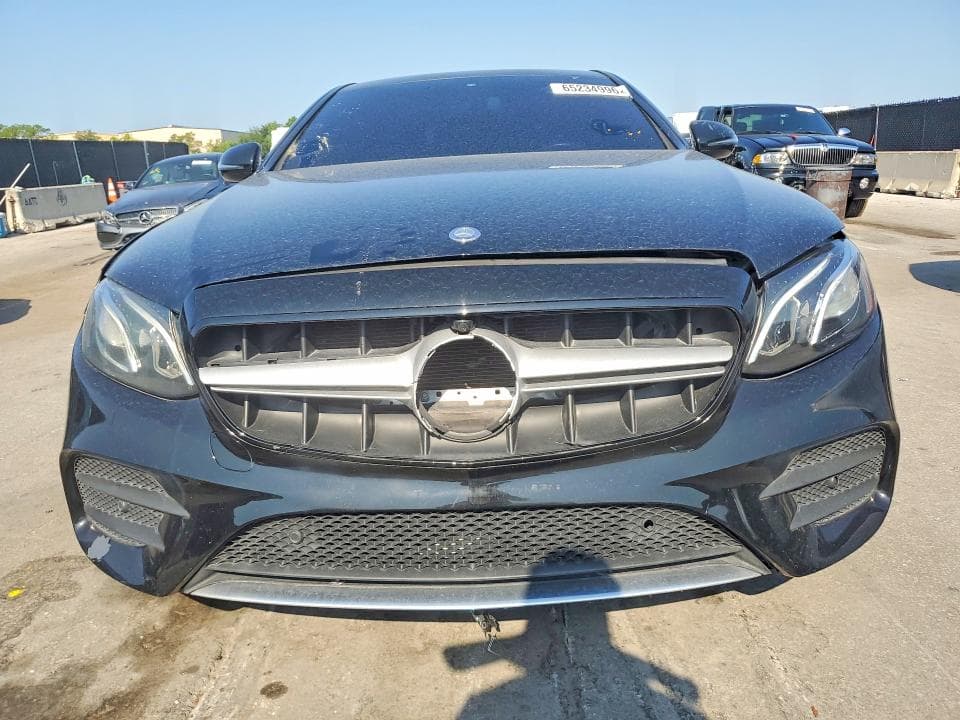2017 MERCEDES-BENZ E 300 5