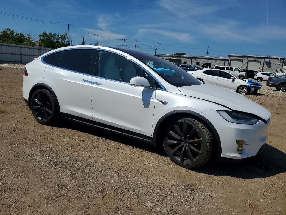 2020 TESLA MODEL X 4