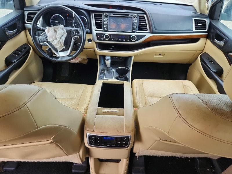 2017 TOYOTA HIGHLANDER LIMITED PLATINUM 8