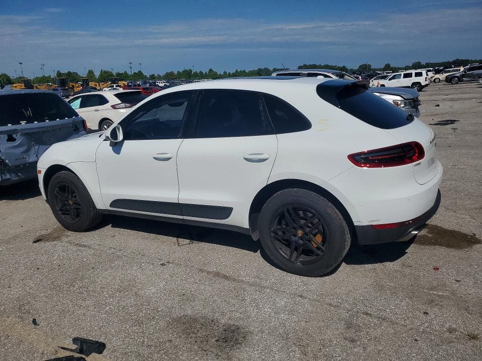 2018 PORSCHE MACAN 2