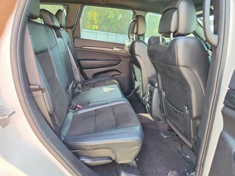 2019 JEEP GRAND CHEROKEE LAREDO 11