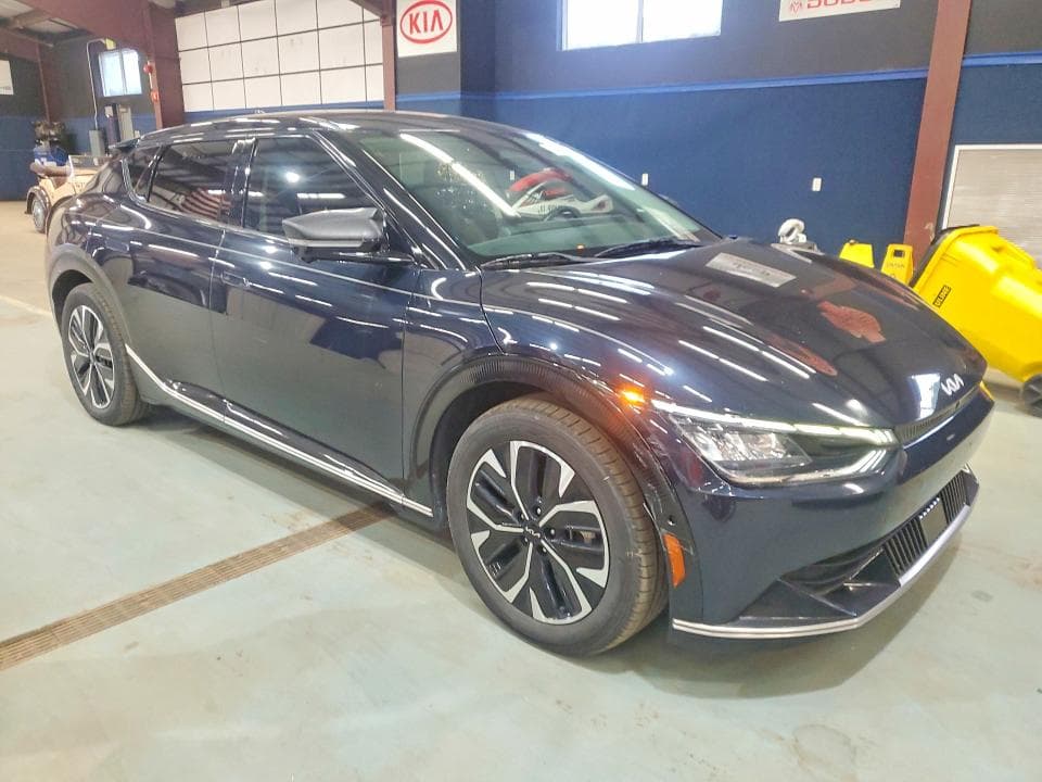 2022 KIA EV6 WIND 4