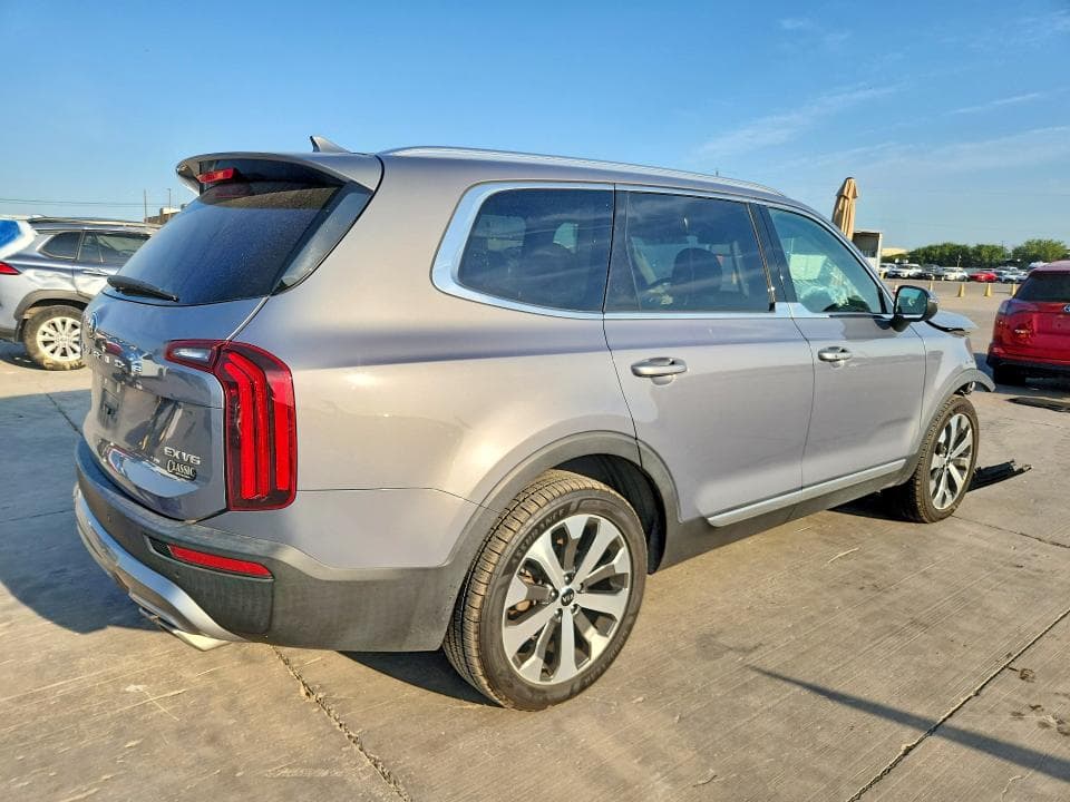 2021 KIA TELLURIDE EX 3