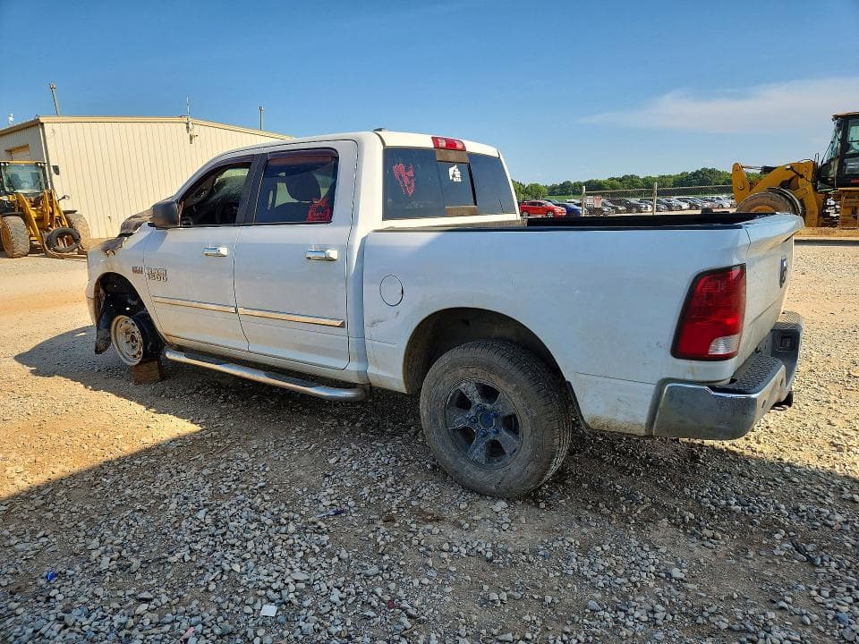 2018 RAM 1500 SLT 2