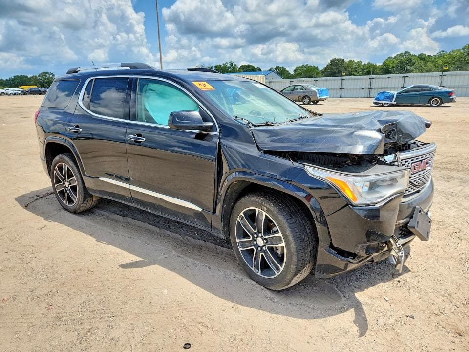 2017 GMC ACADIA DENALI 4