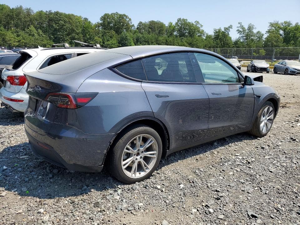 2023 TESLA MODEL Y 3