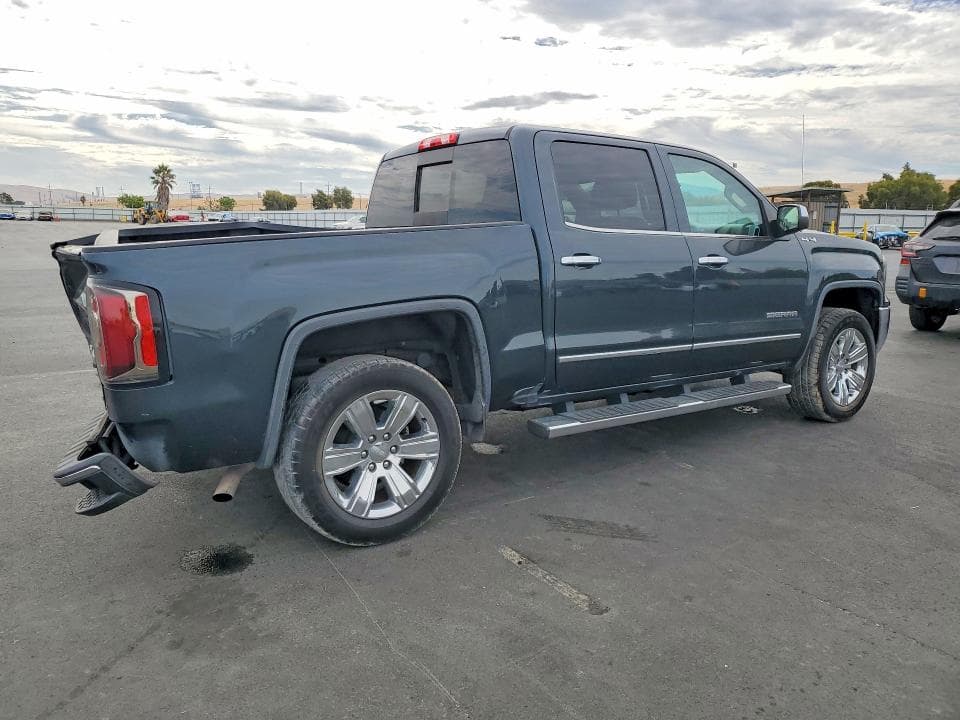 2018 GMC SIERRA K1500 SLT 3
