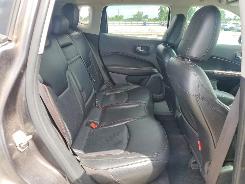 2019 JEEP COMPASS TRAILHAWK 11
