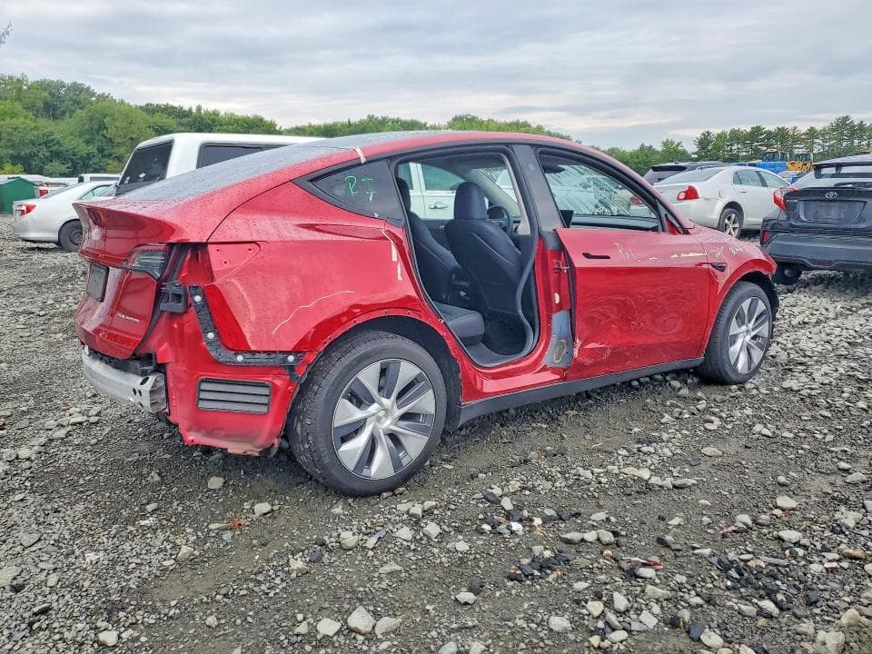 2024 TESLA MODEL Y 3