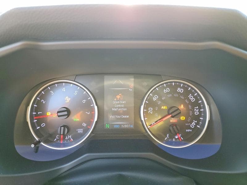 2020 TOYOTA RAV4 XLE PREMIUM 9