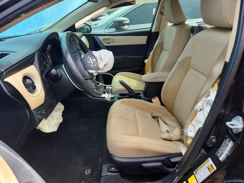 2018 TOYOTA COROLLA LE 7