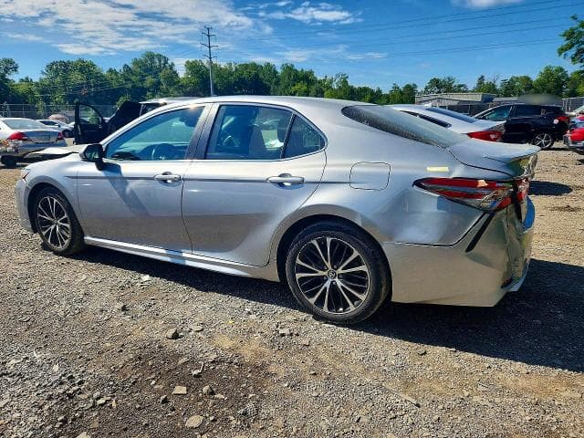 2018 TOYOTA CAMRY SE 2
