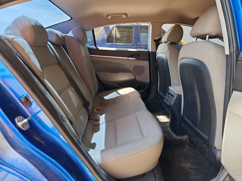 2018 HYUNDAI ELANTRA SEL 10