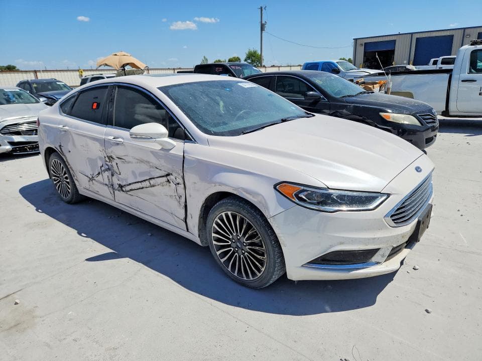 2018 FORD FUSION SE 4