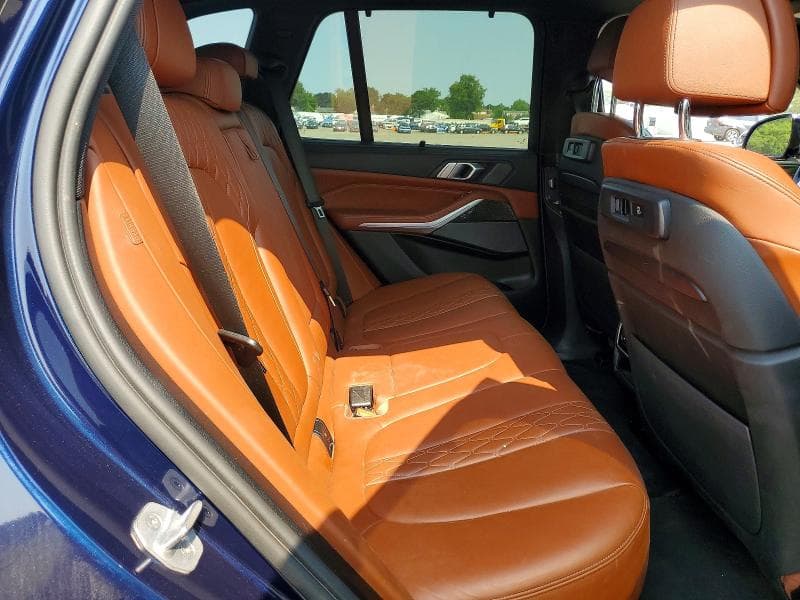2021 BMW X5 M50I 11