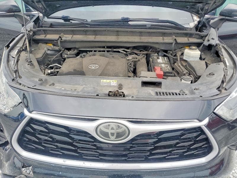 2020 TOYOTA HIGHLANDER XLE 12