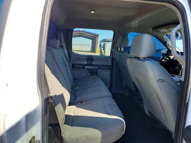2017 FORD F150 SUPERCREW 10
