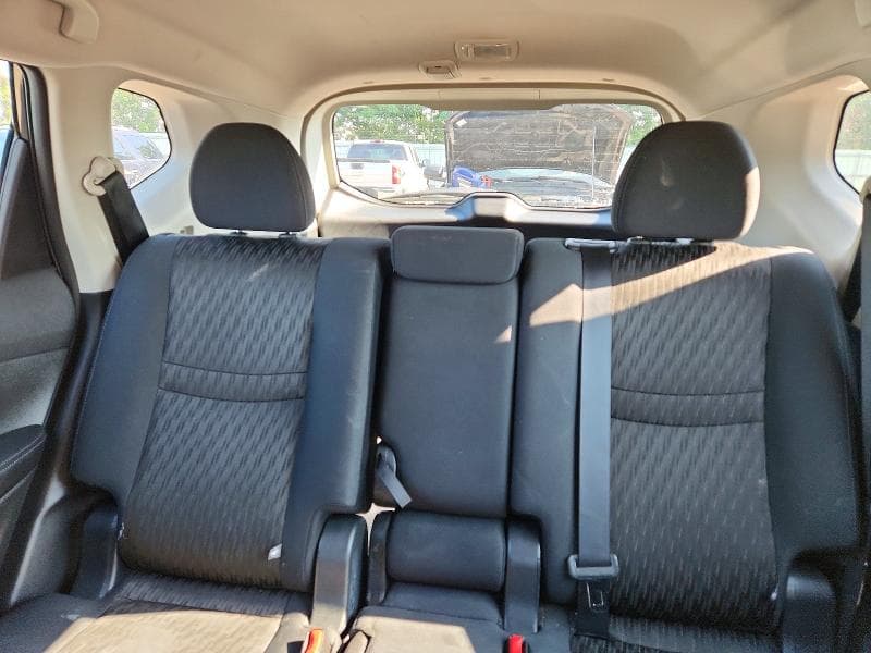 2018 NISSAN ROGUE S 10