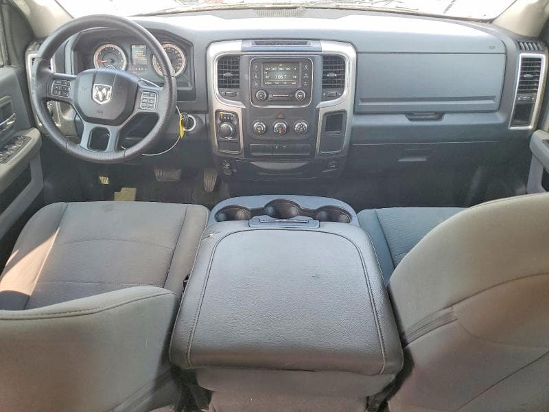 2017 RAM 1500 SLT 8
