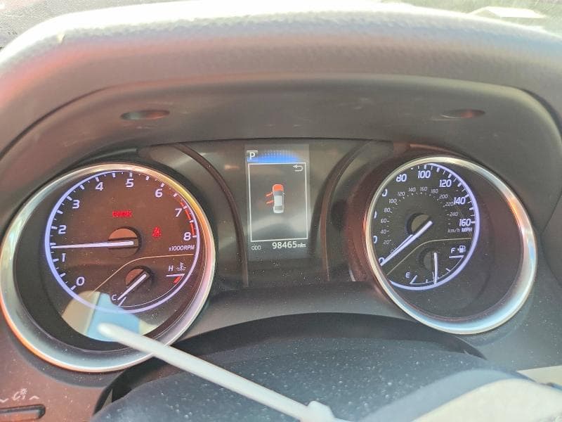 2018 TOYOTA CAMRY LE 9