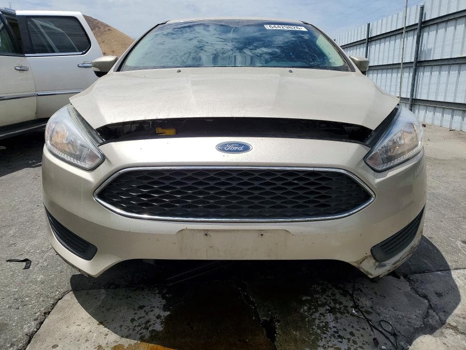 2017 FORD FOCUS SE 5