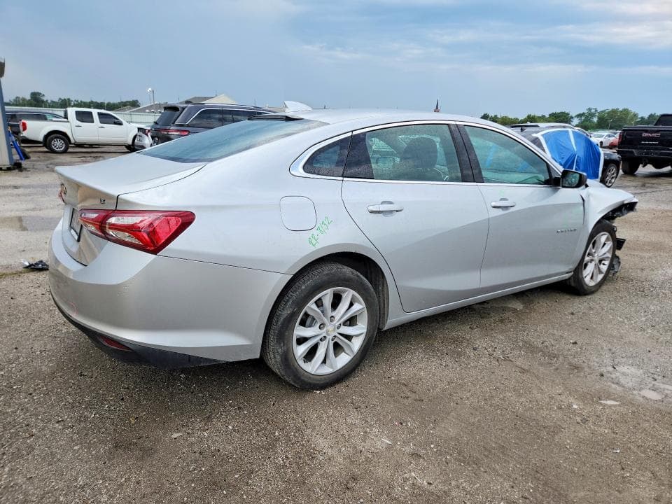 2020 CHEVROLET MALIBU LT 3