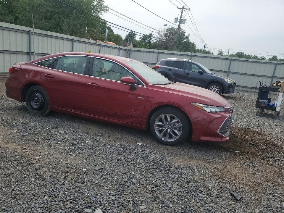 2019 TOYOTA AVALON HYBRID XLE 4