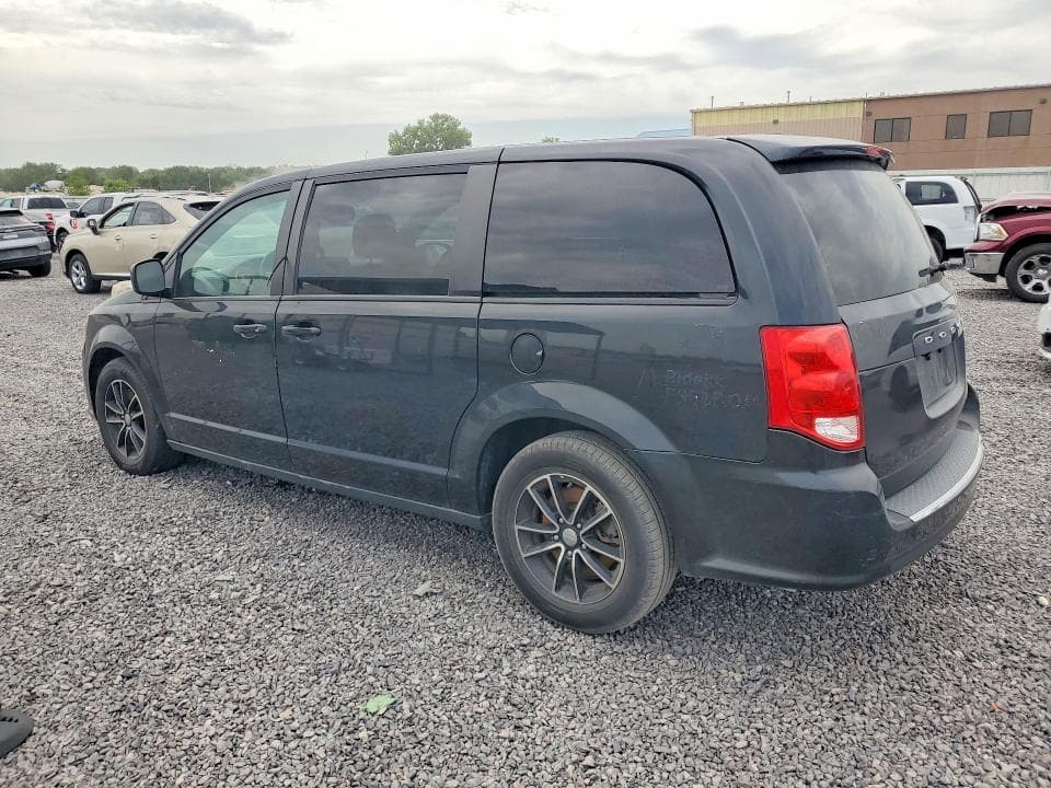 2018 DODGE GRAND CARAVAN GT 2