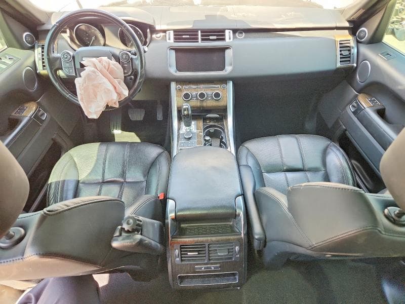2017 LAND ROVER RANGE ROVER SPORT SE 8