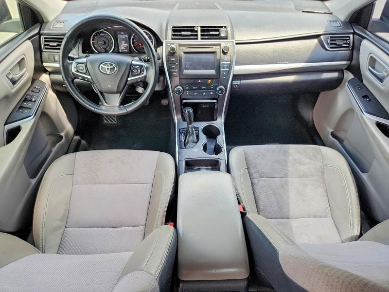 2017 TOYOTA CAMRY SE 8