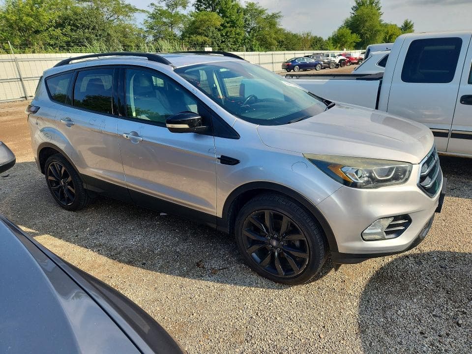 2017 FORD ESCAPE TITANIUM 4