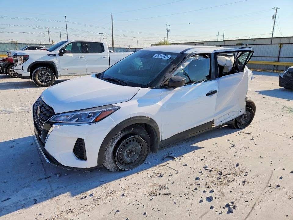 2025 NISSAN KICKS PLAY S