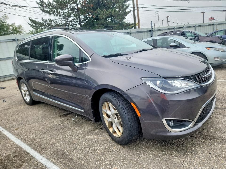 2018 CHRYSLER PACIFICA TOURING L PLUS 4