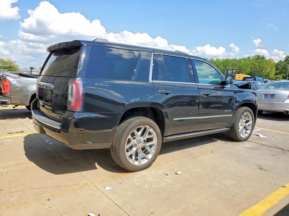 2019 GMC YUKON DENALI 3